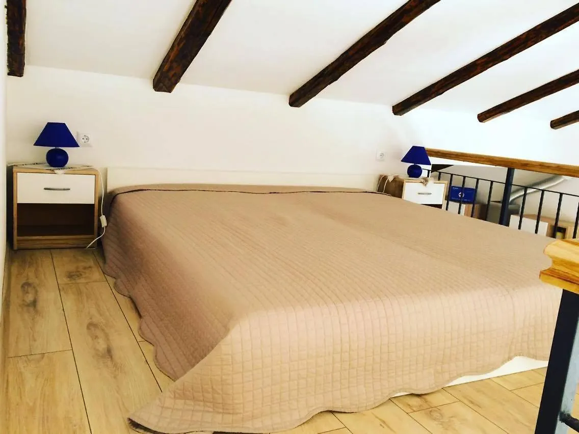 Modern Attic Apartment Supetarska Draga Horvátország